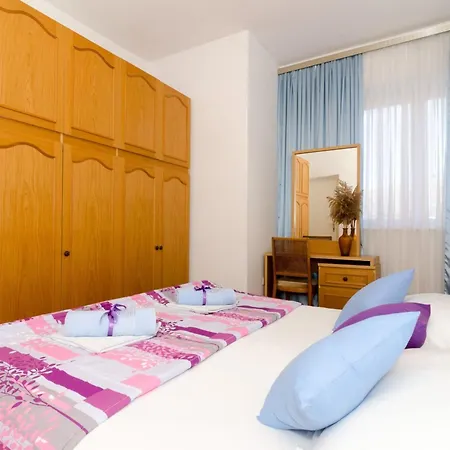 Apartmán Red Orange - Two-bedroom With Terrace Dubrovník